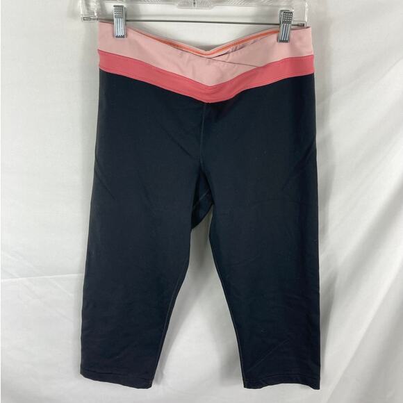 Victorias secret VSX Sport Tight Fit Capri Legging Size Medium - Picture 1 of 6